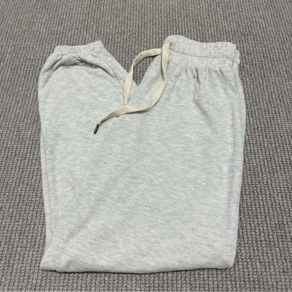 Urban Outfitters Out from Under Jenny Fleece Jogger Pant in Light Grey (XS) - Picture 3 of 8